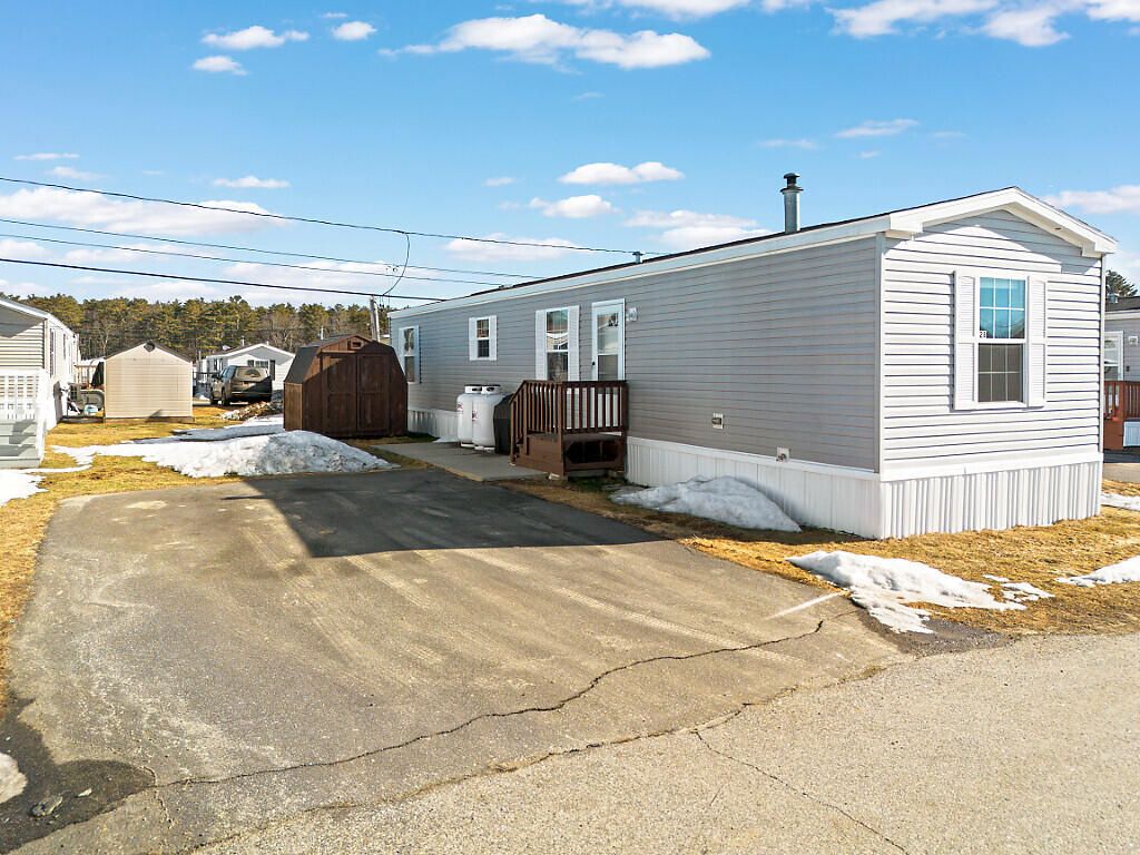 Photo of 28 Lynch Street, Brunswick, ME 04011 (MLS # 1654100)
