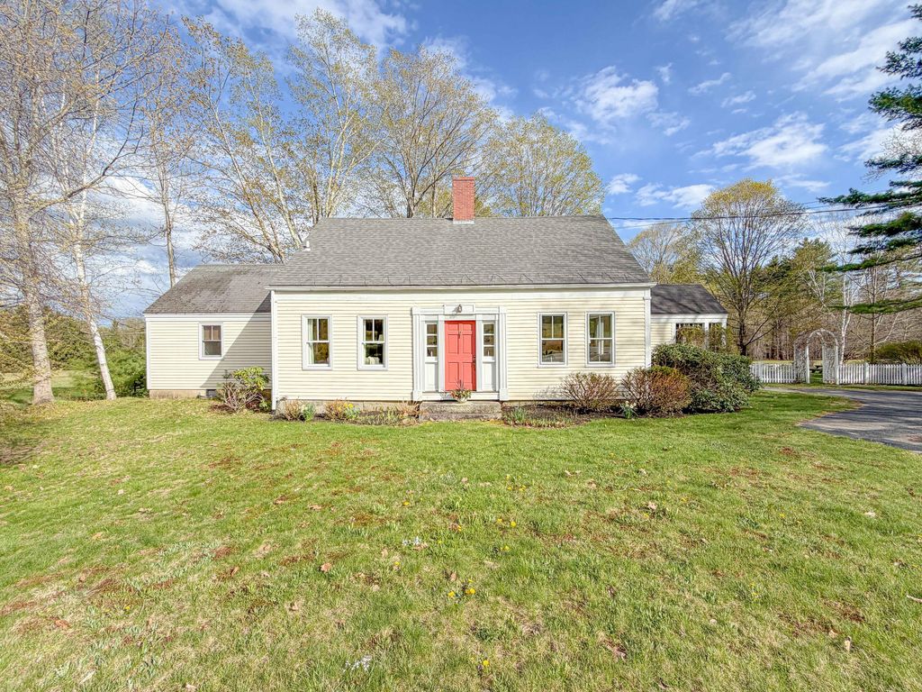 Photo of 119 Memorial Highway, North Yarmouth, ME 04097 (MLS # 1661820)