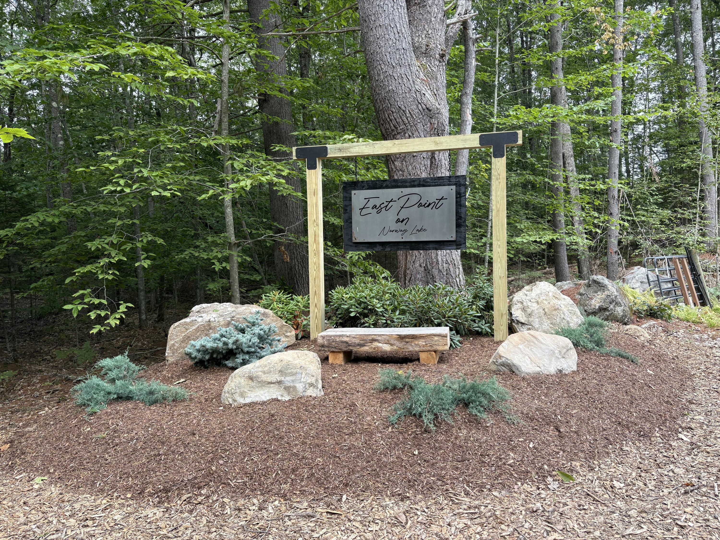 62 East Point Way