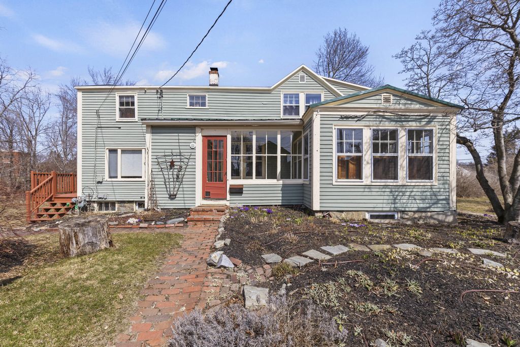 Photo of 124 Ocean Avenue, Portland, ME 04103 (MLS # 1653435)