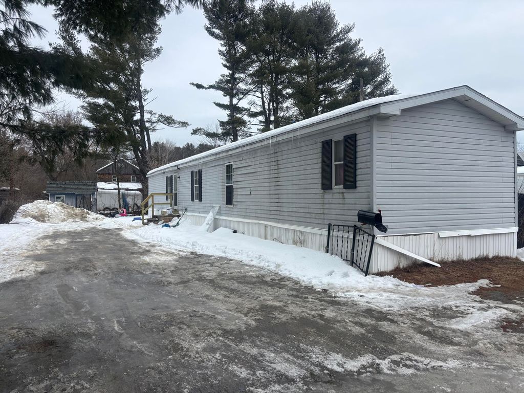 Photo of 15,19 Adams Street, Skowhegan, ME 04976 (MLS # 1652096)