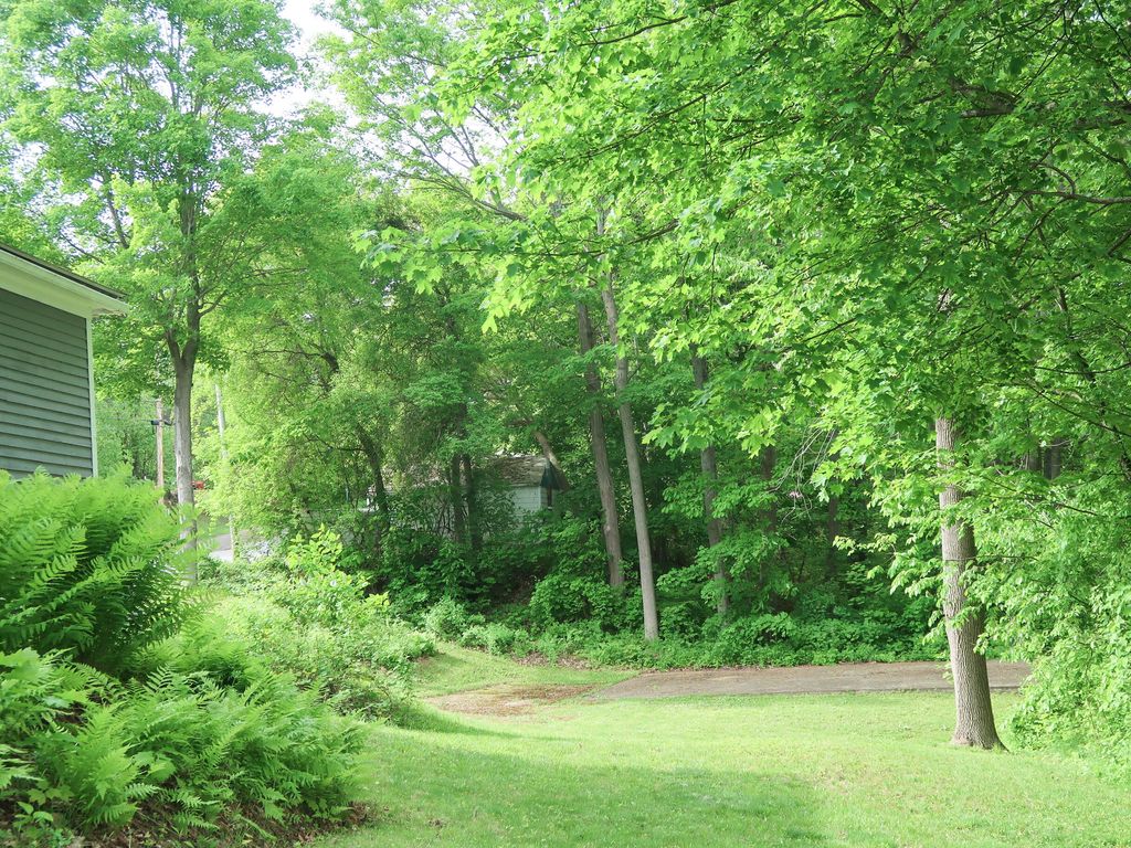 Photo of 22 E Chestnut Street, Augusta, ME 04330 (MLS # 1625566)