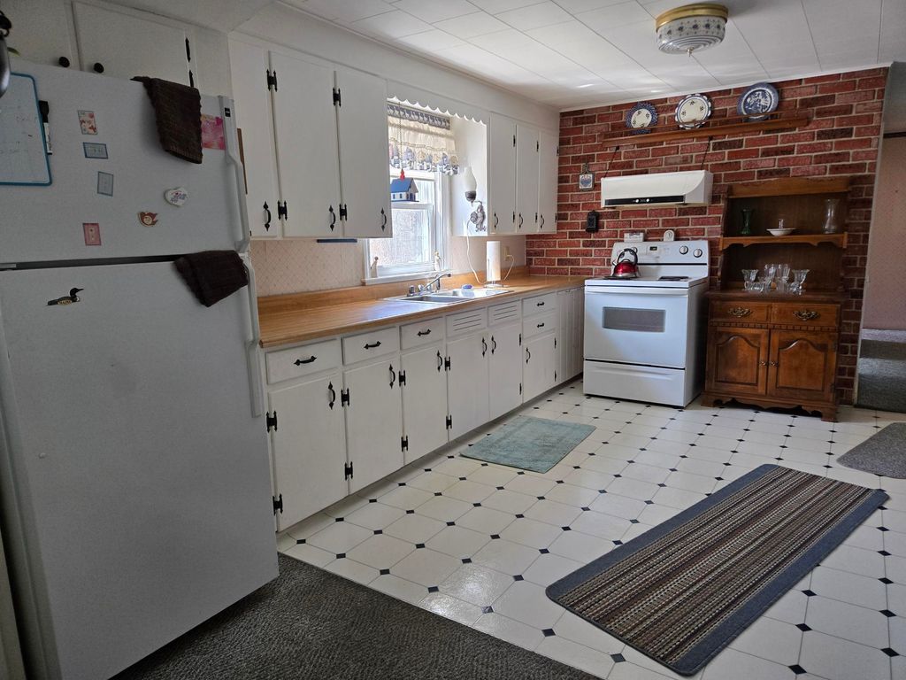 Photo of 191 Roxbury Road, Mexico, ME 04257 (MLS # 1617769)