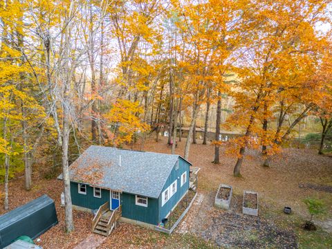 Photo of 27 Brilliant Way, Naples, ME 04055 (MLS # 1656136)
