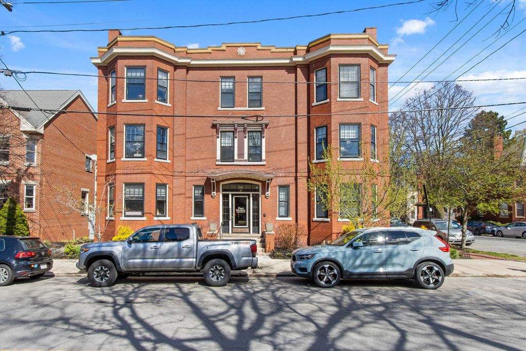 Photo of 199 Vaughan Street #1, Portland, ME 04102 (MLS # 1660463)
