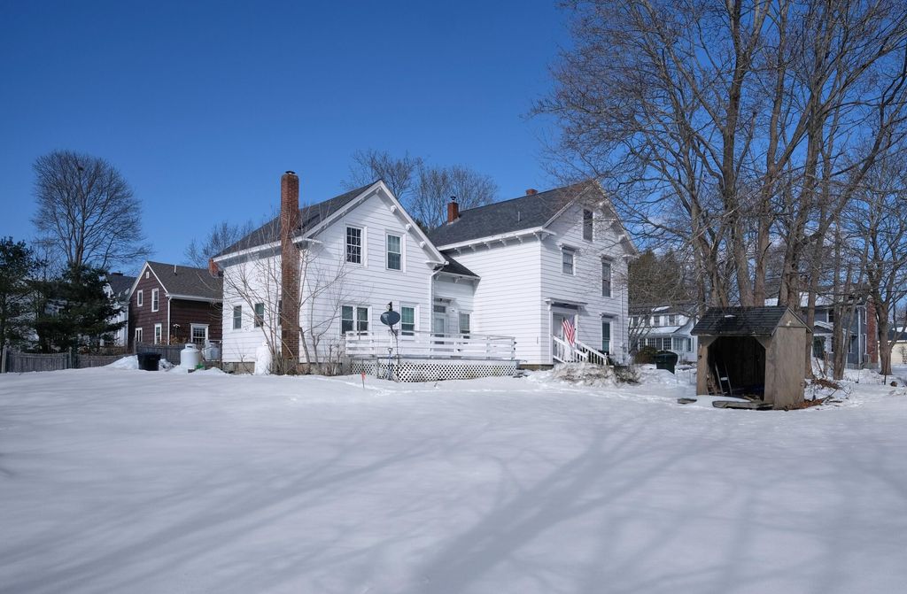 Photo of 20 Chestnut Street, Rockland, ME 04841 (MLS # 1655372)