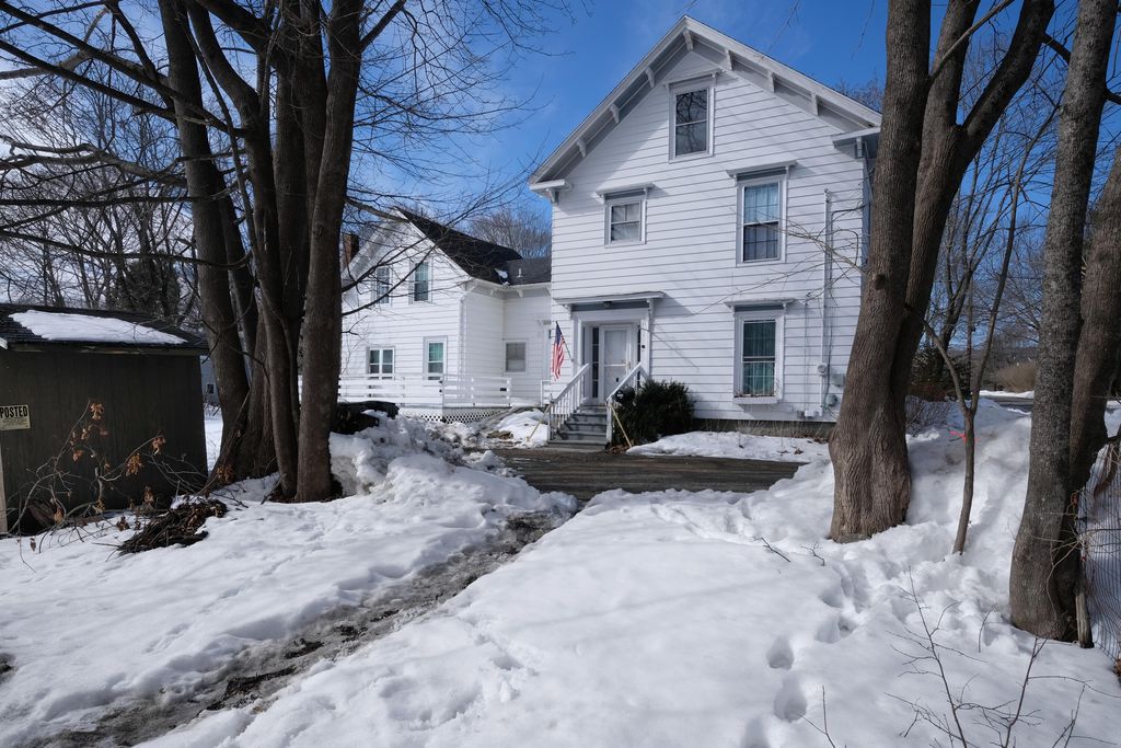 Photo of 20 Chestnut Street, Rockland, ME 04841 (MLS # 1655372)