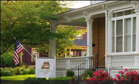 Photo of 73 Talbot Avenue, Rockland, ME 04841 (MLS # 1630095)