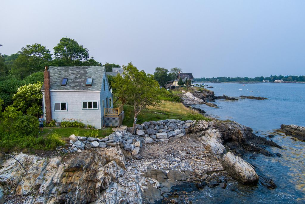 Photo of 10 Griffin Lane, Portland, ME 04019 (MLS # 1660531)