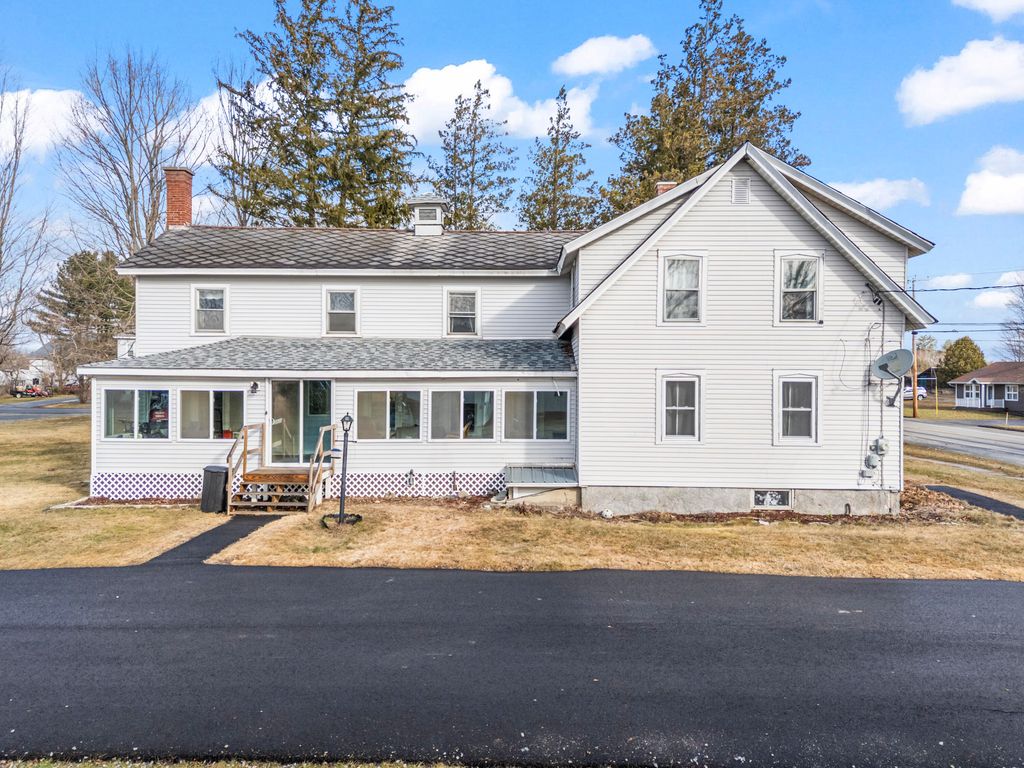 Photo of 308 Hartland Avenue, Pittsfield, ME 04967 (MLS # 1654676)