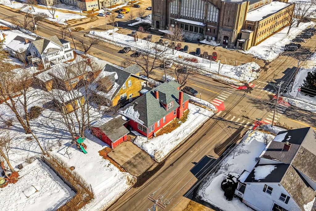 Photo of 58 Central Avenue, Lewiston, ME 04240 (MLS # 1652492)