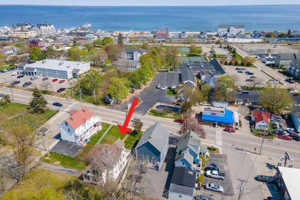 Photo of 28 Saco Avenue, Old Orchard Beach, ME 04064 (MLS # 1658006)