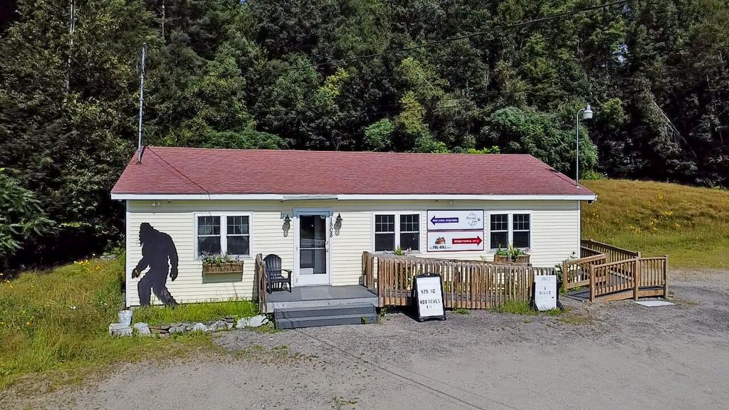 Photo of 1808 Auburn Road, Turner, ME 04282 (MLS # 1632254)