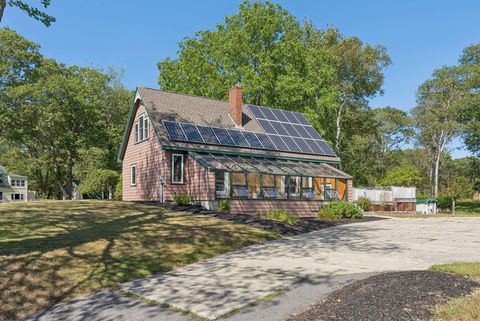 Photo of 90 Ocean House Road, Cape Elizabeth, ME 04107 (MLS # 1636738)
