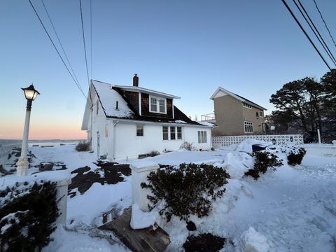 Photo of 125 Hills Beach Road, Biddeford, ME 04005 (MLS # 1652415)