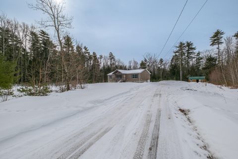 Photo of 62 Townsend Way, Topsham, ME 04086 (MLS # 1652785)