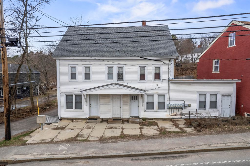 Photo of 16 Main Street, Topsham, ME 04086 (MLS # 1658541)