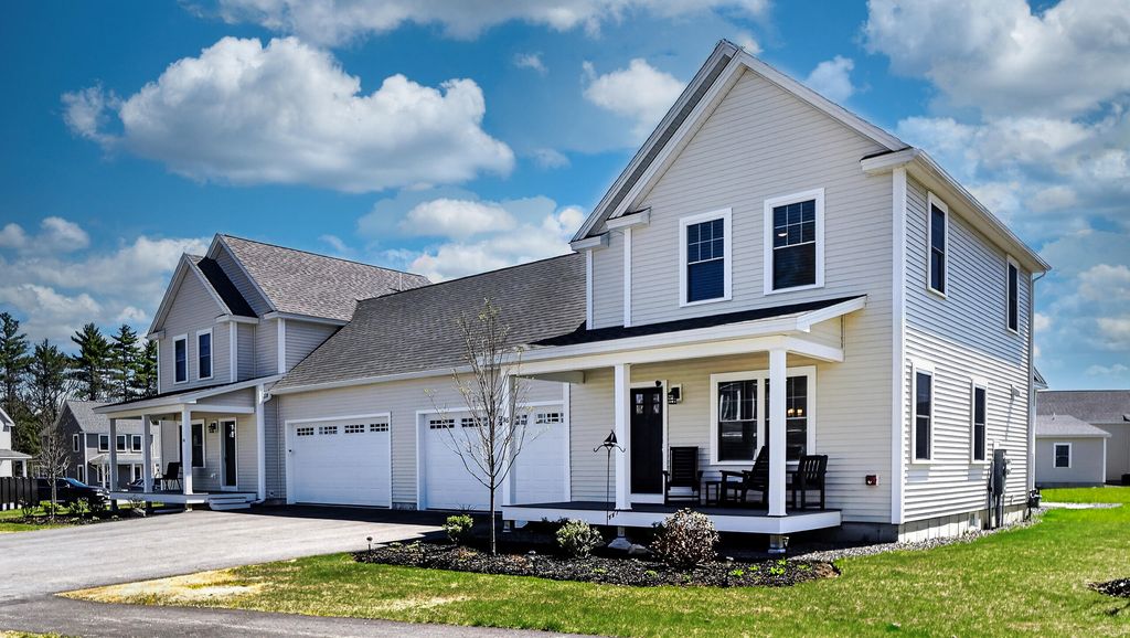 Photo of 146 Falcon Crest Drive #44, Gorham, ME 04038 (MLS # 1659890)
