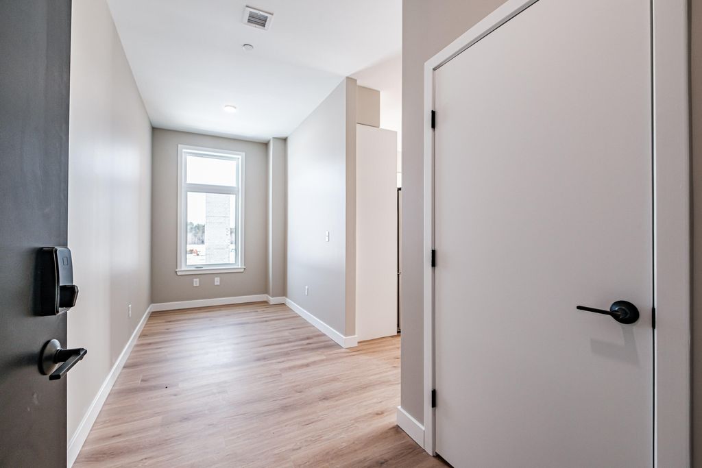 Photo of 1 Cross Street #324, Scarborough, ME 04074 (MLS # 1658071)