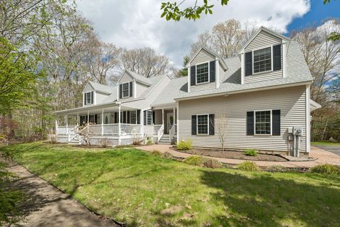 Photo of 20 Rachel Drive, Kennebunk, ME 04043 (MLS # 1662107)