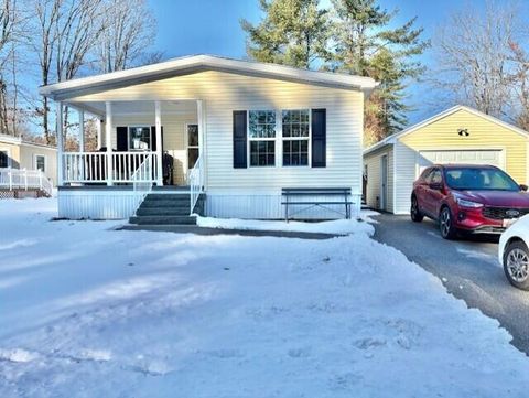 Photo of 7 Clayton Drive, Saco, ME 04072 (MLS # 1646340)