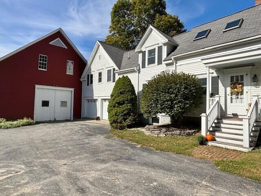 Photo of 486 Webbs Mills Road, Raymond, ME 04071 (MLS # 1640328)