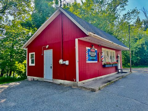 Photo of 178 Main Street, Mexico, ME 04257 (MLS # 1628162)