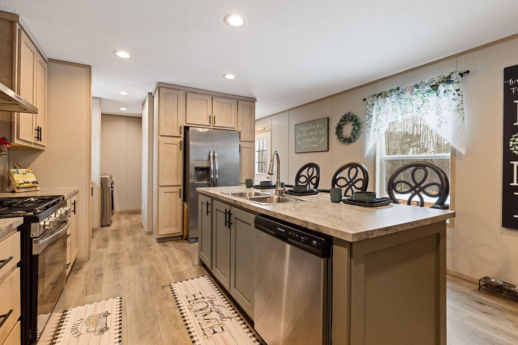 Photo of 529 Phillips Corner Road, Pittsfield, ME 04967 (MLS # 1652827)