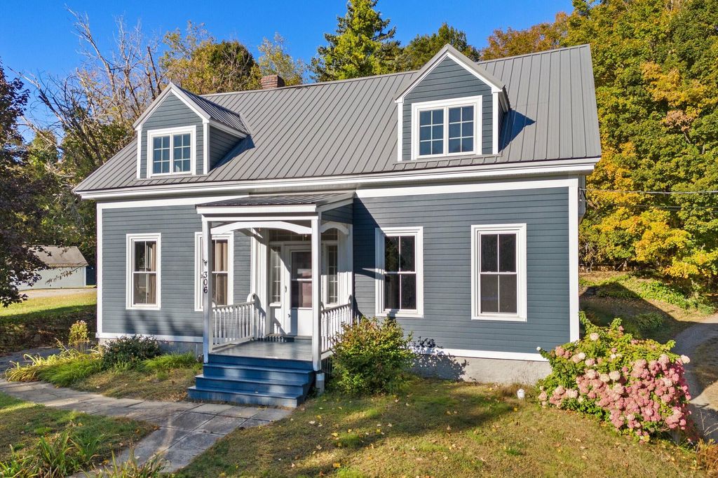 Photo of 306 Maine Avenue, Farmingdale, ME 04344 (MLS # 1641596)