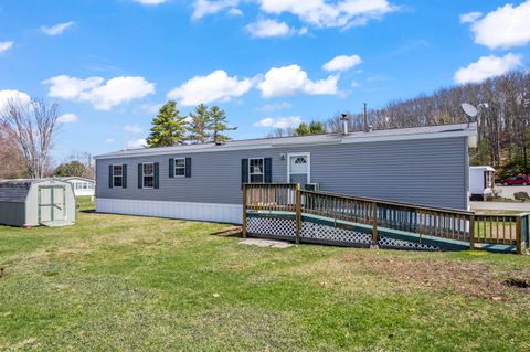 Photo of 3 Oxbow Drive, Lewiston, ME 04240 (MLS # 1658461)