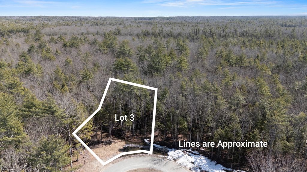 Photo of 6 Dogwood Circle, Kennebunk, ME 04043 (MLS # 1654981)