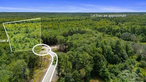 Photo of 6 Dogwood Circle, Kennebunk, ME 04043 (MLS # 1654981)