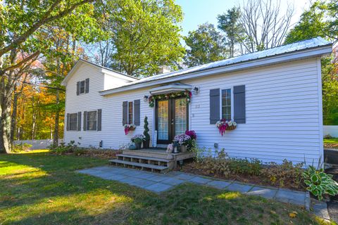 Photo of 83 Maple Street, Fryeburg, ME 04037 (MLS # 1631900) Photo of 83 Maple Street, Fryeburg, ME 04037 (MLS # 1631900)