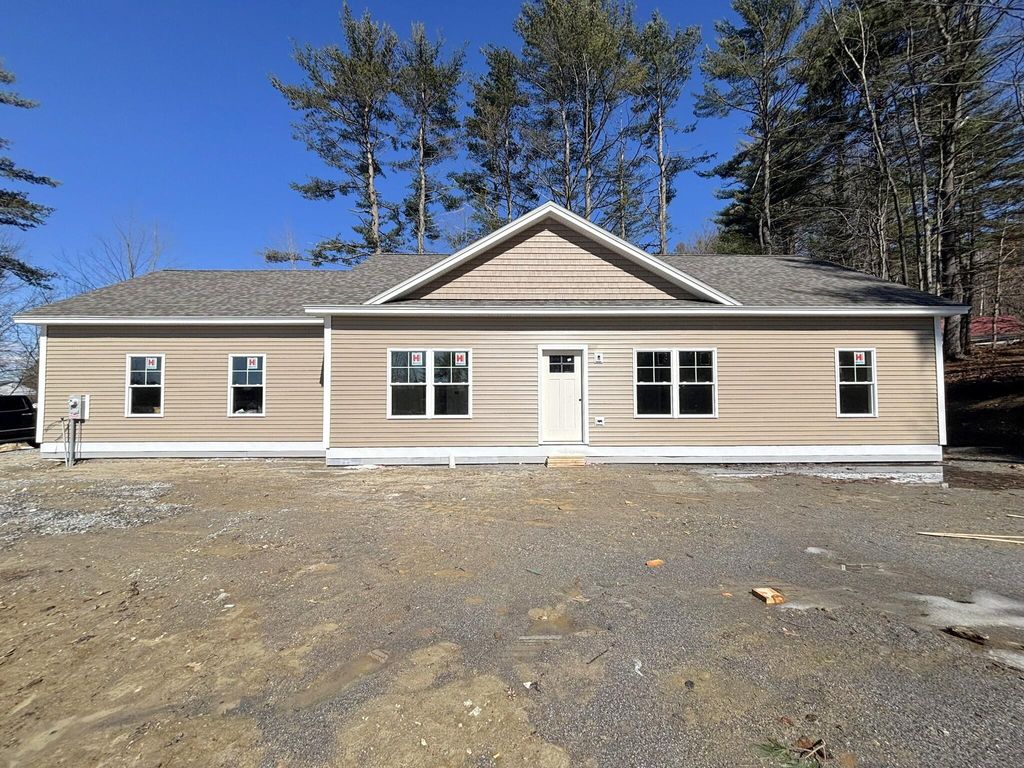 Photo of 15 Car-Ty Court, Lewiston, ME 04240 (MLS # 1647378)
