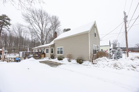 Photo of 13 Martin Street, Mechanic Falls, ME 04256 (MLS # 1652817)