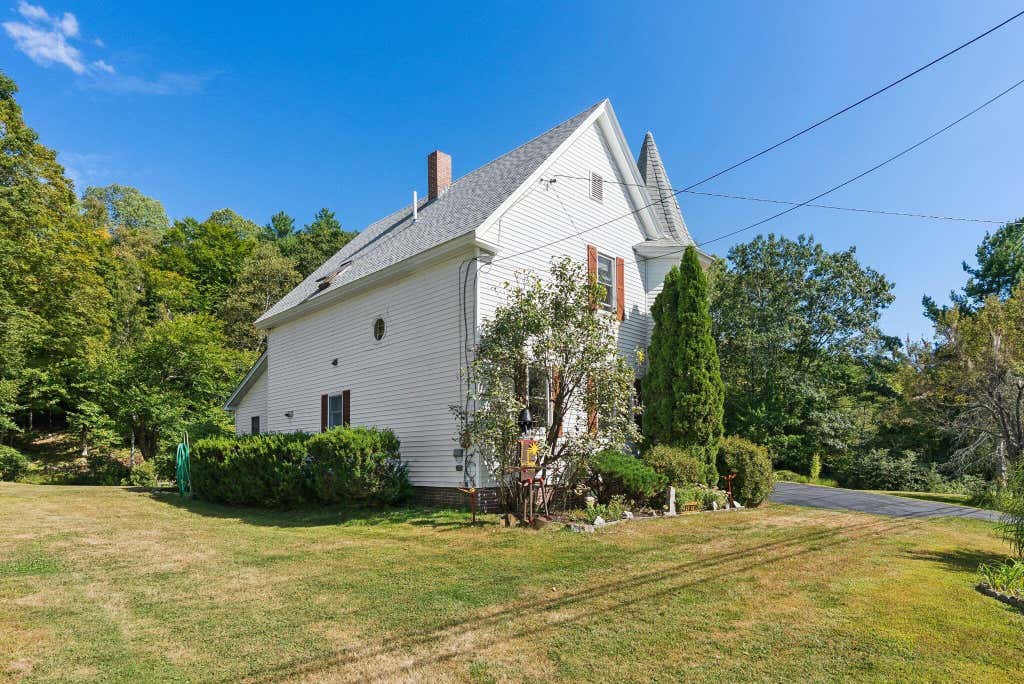 Photo of 129 W Minot Road, Minot, ME 04258 (MLS # 1661832)