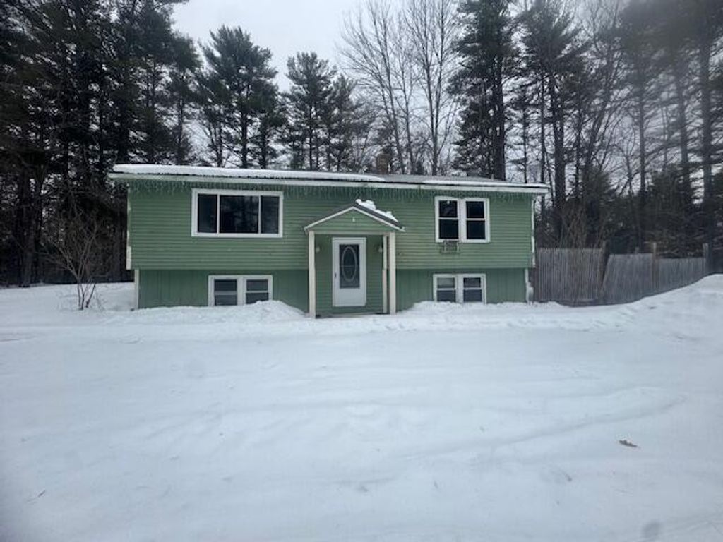 Photo of 15 Alder Road, Naples, ME 04055 (MLS # 1653063)