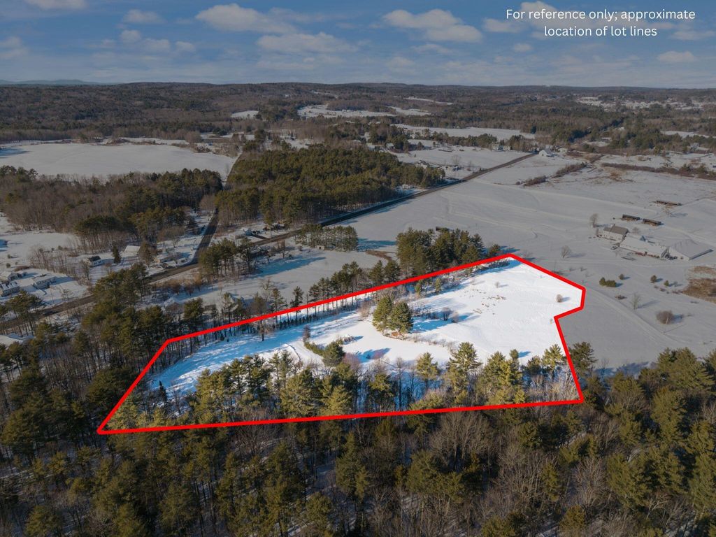 Photo of 7 Shaw Road, Falmouth, ME 04105 (MLS # 1649115)