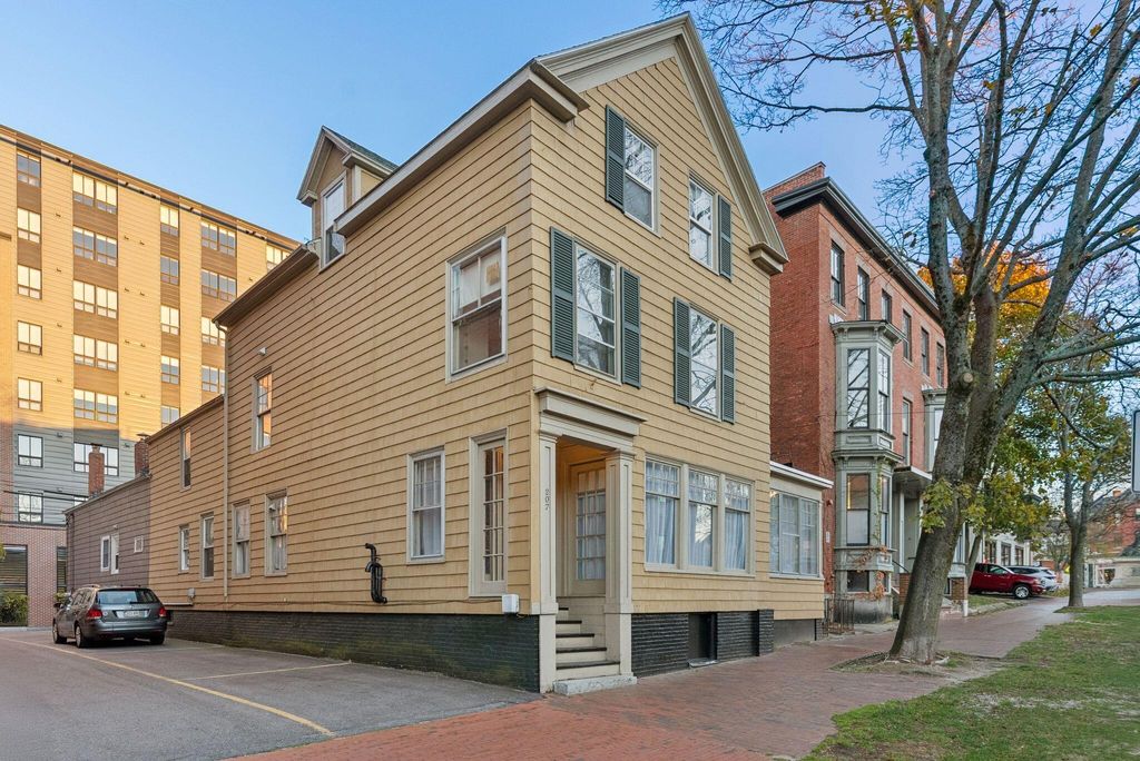 Photo of 207 State Street, Portland, ME 04101 (MLS # 1643006)