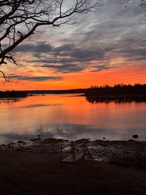 Photo of 70 Maquoit Drive, Freeport, ME 04032 (MLS # 1652979)