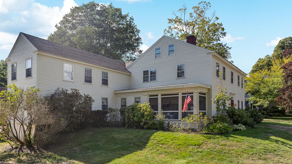 Photo of 45 Summer Street #1, Kennebunk, ME 04043 (MLS # 1638019)