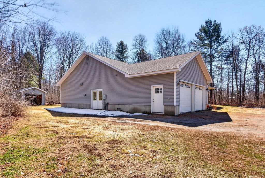 Photo of 692 Battle Ridge Road, Clinton, ME 04927 (MLS # 1657734)