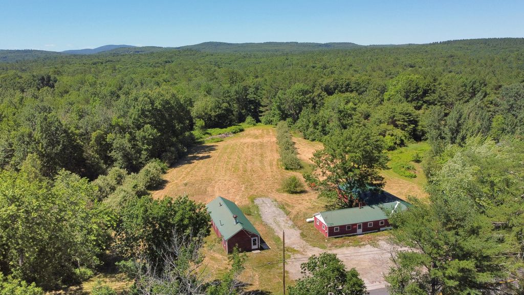 Photo of 1470 Perkins Ridge Road, Auburn, ME 04210 (MLS # 1595434)