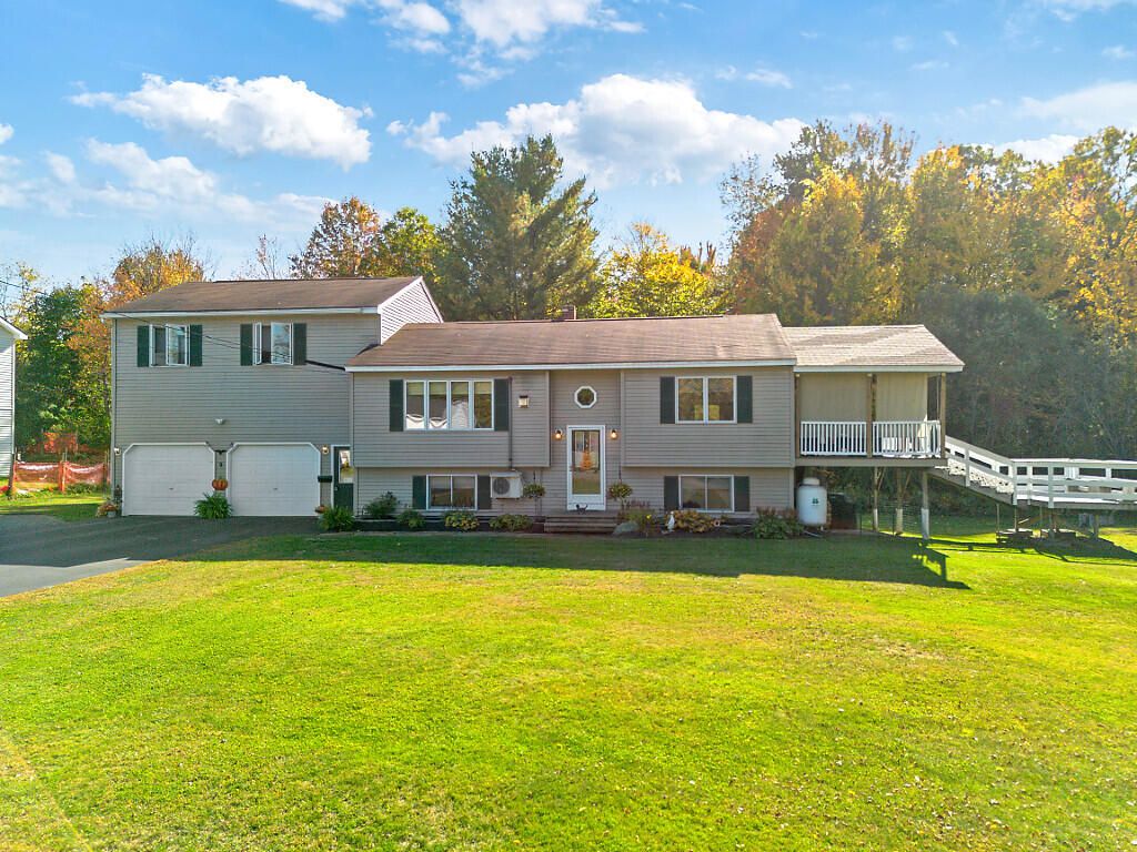 Photo of 9 Valley Farms Road, Fairfield, ME 04937 (MLS # 1640301)