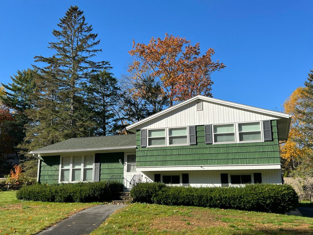 Photo of 132 Purinton Avenue, Augusta, ME 04330 (MLS # 1642770)