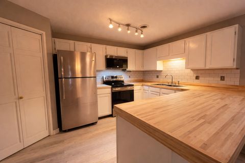 Photo of 112 Franklin Street #B5, Bangor, ME 04401 (MLS # 1656676)