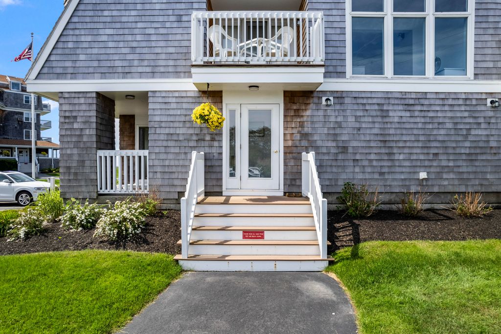 Photo of 143 Beach Avenue #205, Kennebunk, ME 04043 (MLS # 1638102)