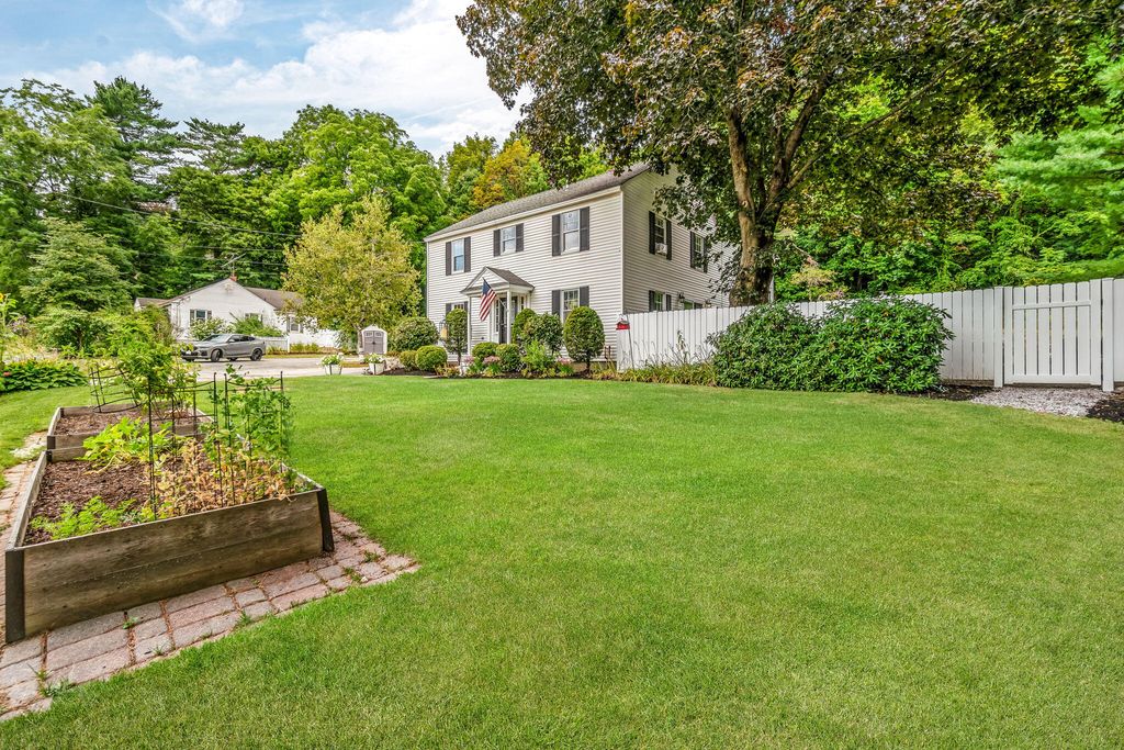 Photo of 299 Minot Avenue, Auburn, ME 04210 (MLS # 1636544)