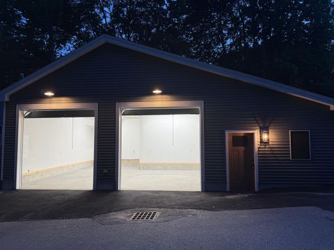 Photo of 9 Hutchins Street, Auburn, ME 04210 (MLS # 1639628) Photo of 9 Hutchins Street, Auburn, ME 04210 (MLS # 1639628)