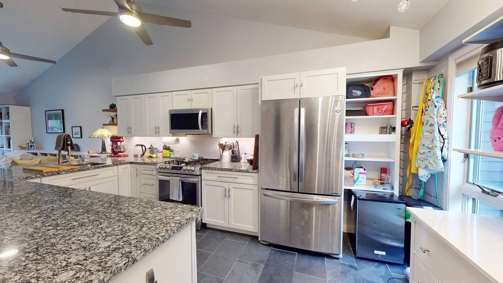 Photo of 10 Hubbard Farms Road #7, Orono, ME 04473 (MLS # 1658348)